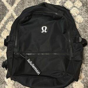 Lululemon New Crew Backpack in Black